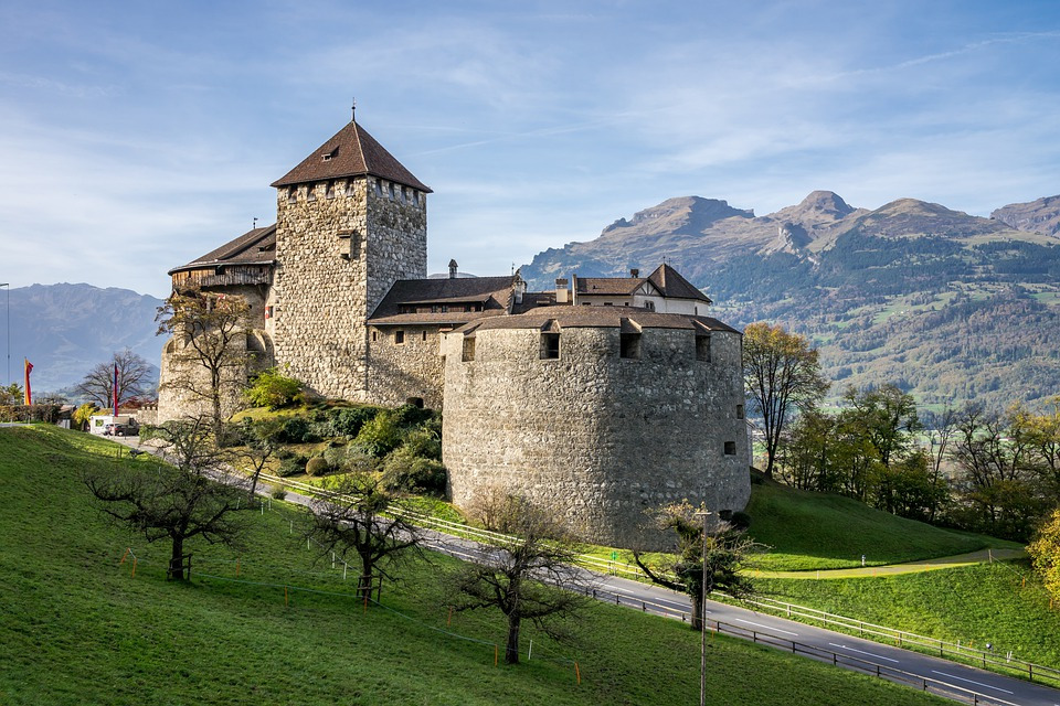 लिकटेंस्टीन (Liechtenstein)